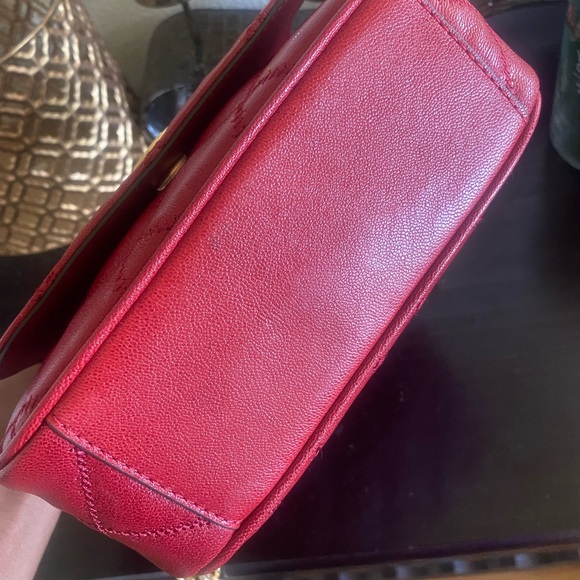 Tory Burch Outlet Small Willa Top Handle! - Picture 8 of 9